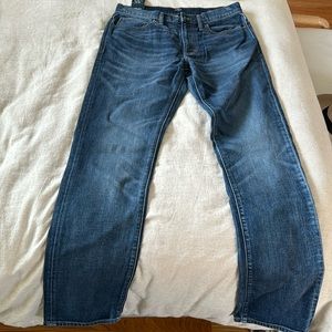 NWT Men’s J.Crew Jeans - Size 32 waist